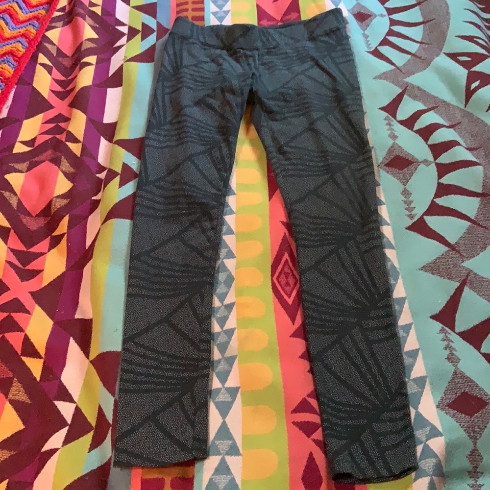 Pact Go-To Leggings in Grey